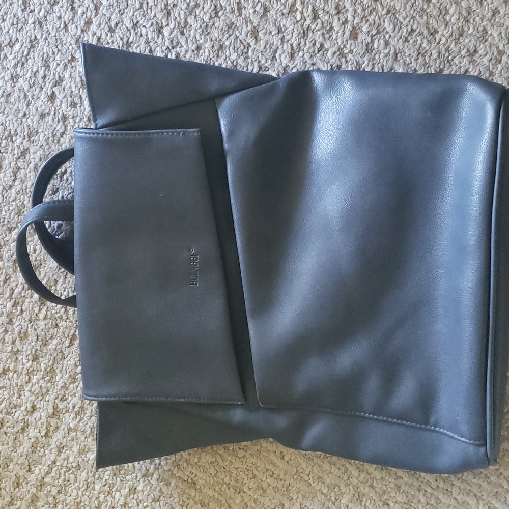 Bulaggi back pack - Picture 2 of 4